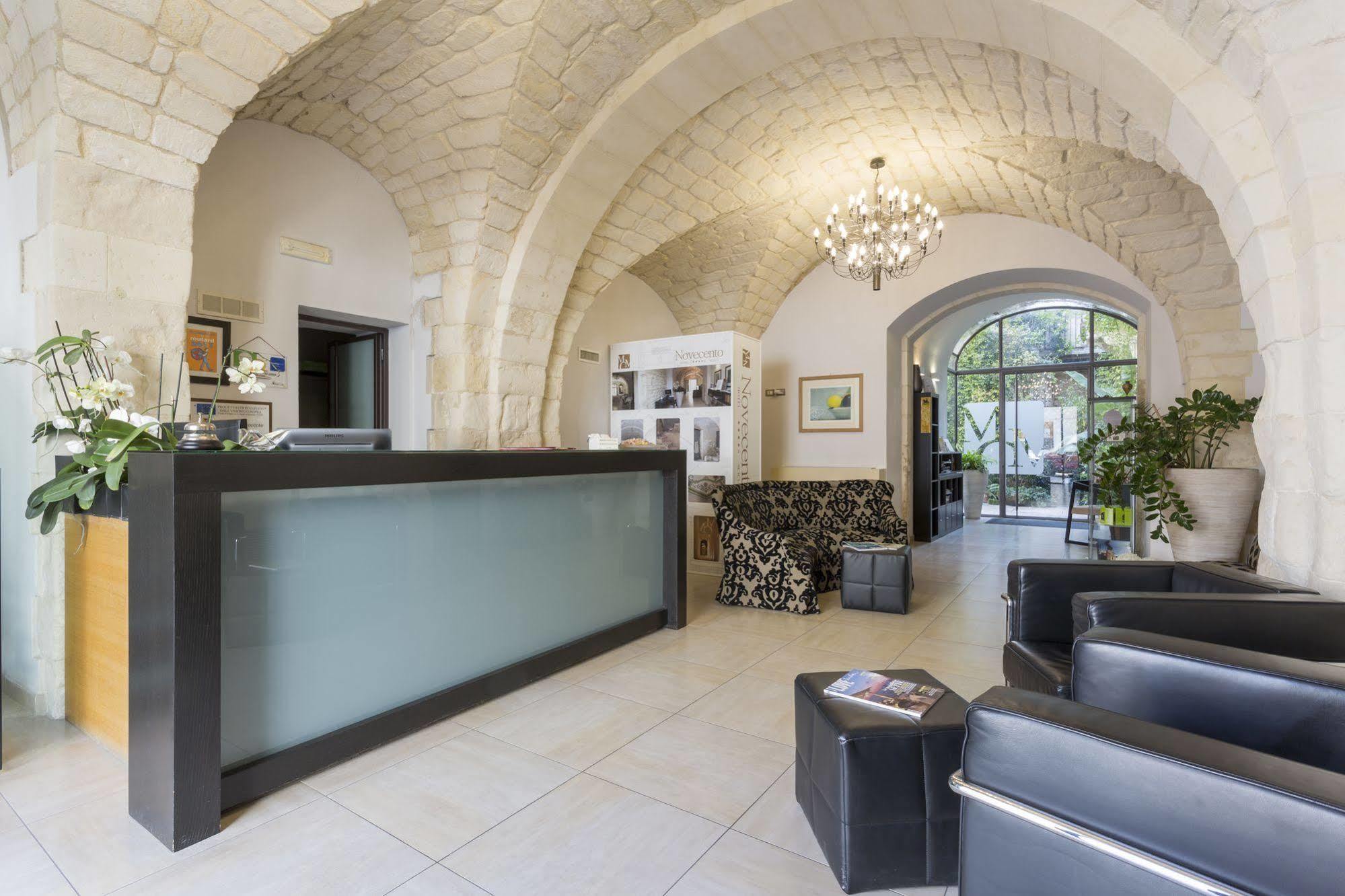 Hotel Novecento شيكلي المظهر الخارجي الصورة